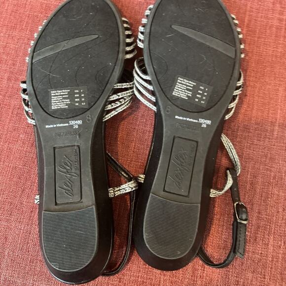 Dexflex By Dexter Women’s Cushioned Black & Silver Strappy Sandals Size 8 EUC - Picture 9 of 10